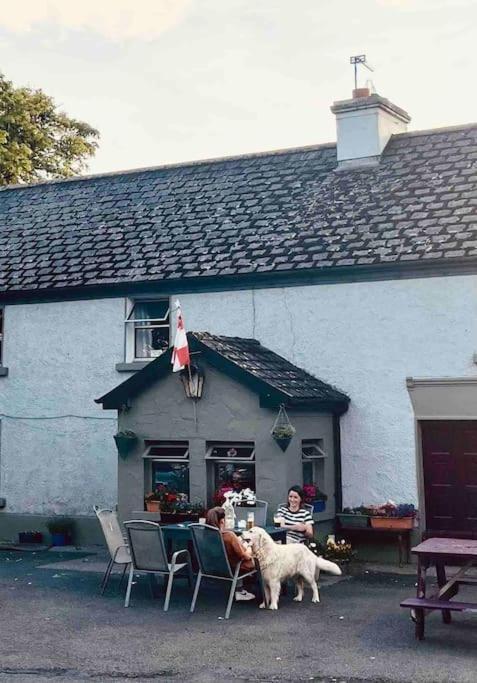 Villa Tom Rocky'S Farmyard Templemore Exterior foto